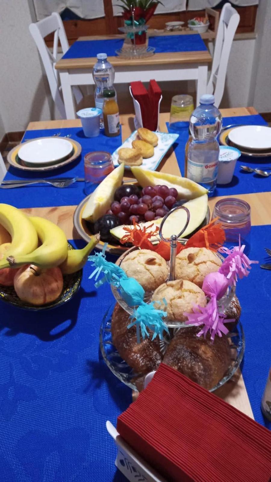 B & B Il Mirto 2 Sant'Antioco Luaran gambar