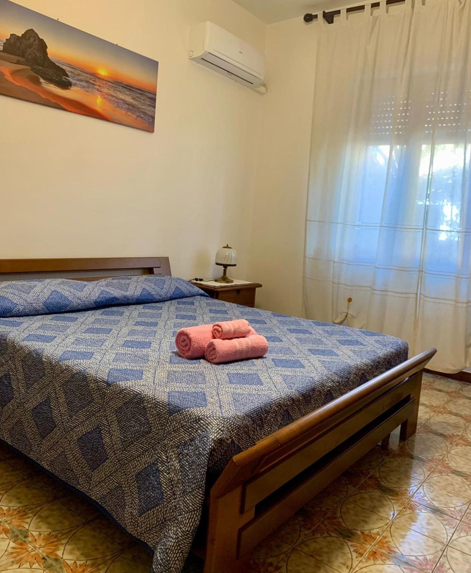 B & B Il Mirto 2 Sant'Antioco Luaran gambar